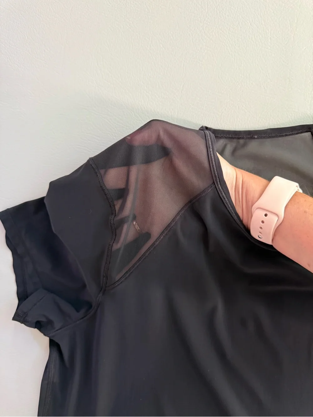 Lululemon Sculpt Short Sleeve Tee Black Mesh Light Weight - Maybe size 12 or 14